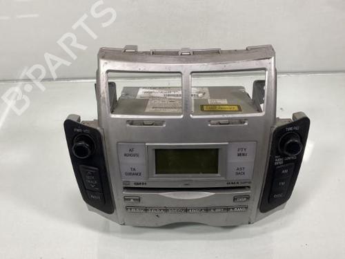 Used Radio TOYOTA YARIS (_P9_) 1.0 VVT-i (KSP90_, KSP90R) (69 hp) 19984734