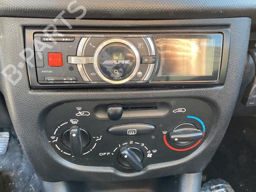 Left front window switch PEUGEOT 206+ (2L_, 2M_) 1.4 HDi eco 70 | BP33659171I27 - Image 19