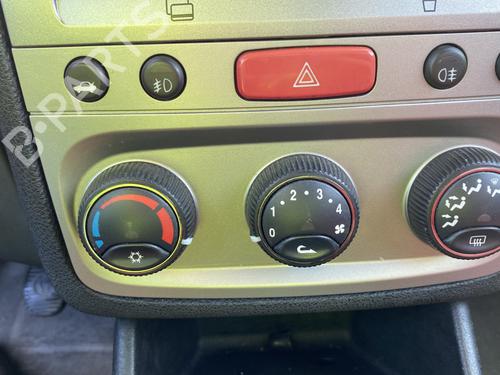 Right front indicator ALFA ROMEO 147 (937_) 1.6 16V T.SPARK (937.AXA1A, 937.AXB1A, 937.BXB1A) | BP36364386C33  - Image 36