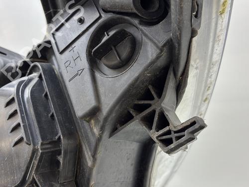 Lyskaster høyre Lyskaster høyre FORD MONDEO IV (BA7) [2007-2015] 33659398 33659398