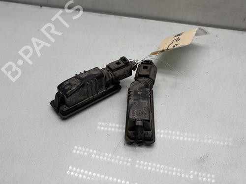 licence-plate-light-vw-golf-vi-5k1-2008-2009-2010-2011-2012-2013-2014-27722079 main image