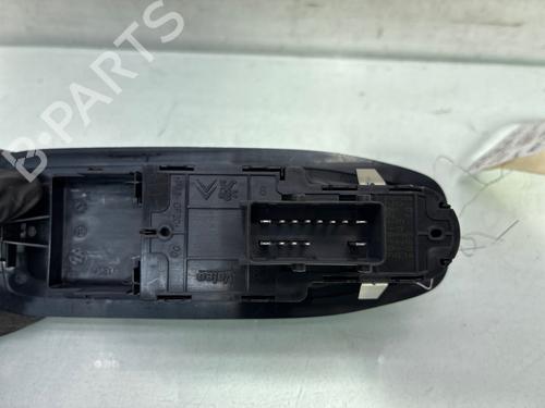 Used Left front window switch Left front window switch 36761587 36761587