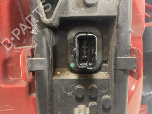 right-taillight-peugeot-5008-0u_-0e_-2009-2010-2011-2012-2013-2014-2015-2016-2017-32682261 main image