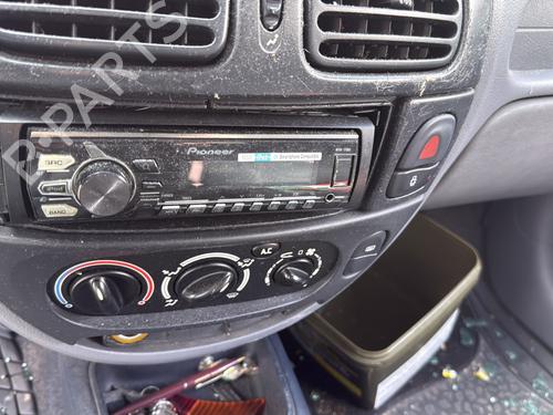 Left front door RENAULT MEGANE I Coach (DA0/1_) 1.6 16V (DA0B, DA04, DA11) | BP30515459C2