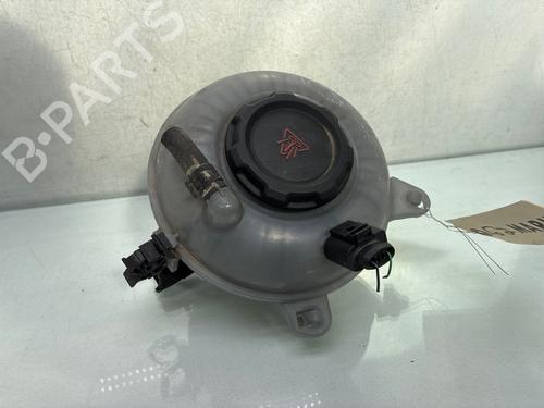 expansion-tank-audi-q2-gab-gag-2016-32459695 main image