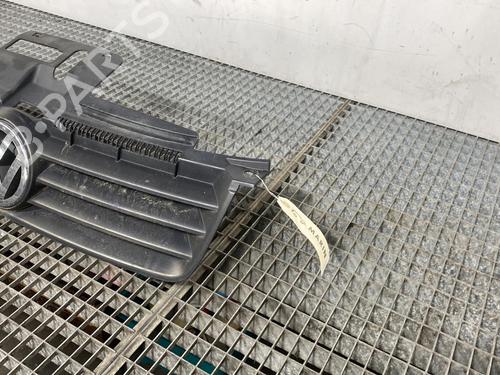 Grille VW POLO IV (9N_, 9A_) 1.2 | BP28475856C40 