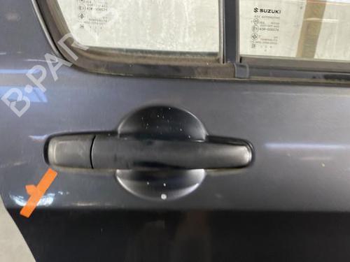 Used Right rear door Right rear door 21962217 21962217