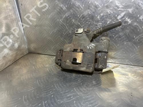 Used Left front brake caliper Left front brake caliper 21950432 21950432