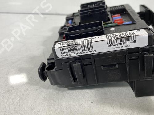 Used Fuse box Fuse box CITROËN C2 (JM_) [2003-2017] 20008353 20008353