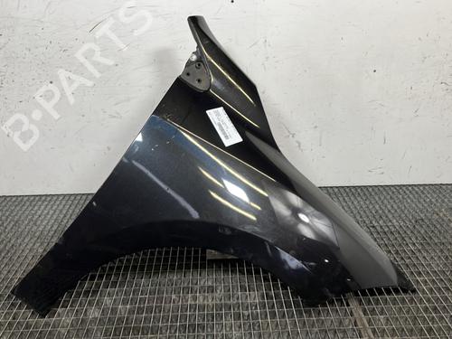 Używane Błotnik przedni prawy RENAULT MEGANE III Hatchback (BZ0/1_, B3_) 1.5 dCi (BZ09, BZ0D, BZ1W, BZ29, BZ14) (110 hp) 30593219