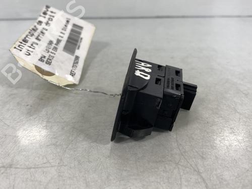 Right rear window switch BMW 5 (E60) 520 d | BP19964114I28 