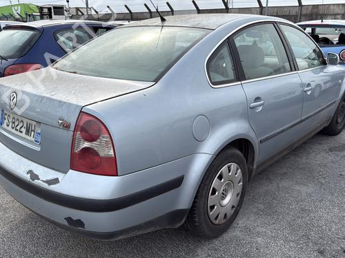Left taillight VW PASSAT B5.5 (3B3) 1.9 TDI | BP32408725C34 - Image 8