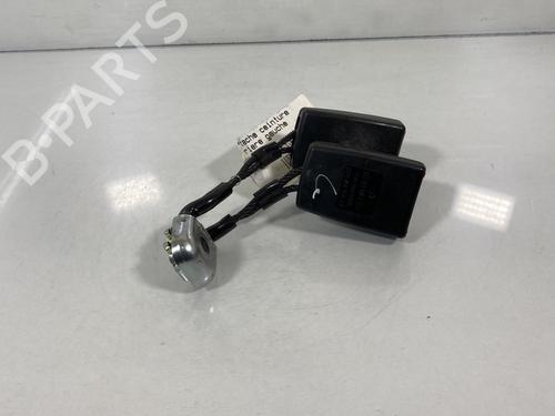 Used Seat buckle Seat buckle VW POLO IV (9N_, 9A_) 1.4 TDI (70 hp) 21956236 21956236