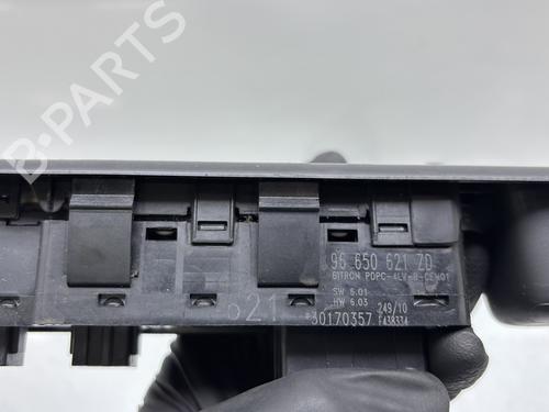 Left front window switch PEUGEOT 3008 I MPV (0U_) 1.6 HDi | BP29842043I27