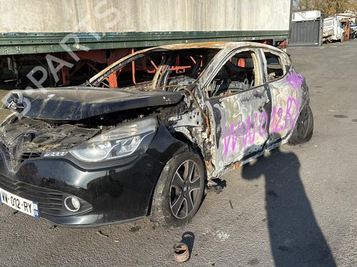 Brugte RENAULT CLIO IV (BH_) 1.5 dCi 90 (90 hp) 4417237