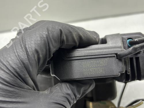 Front left lock MERCEDES-BENZ C-CLASS (W203) C 220 CDI (203.008) | BP29597481C98 