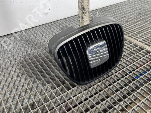 Grille SEAT IBIZA III (6L1) 1.4 16V | BP29609973C40 