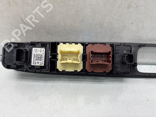 Left front window switch RENAULT CLIO IV (BH_) 0.9 TCe 90 (BHNF, BHMA, BHMH, BHJK, BHJR) | BP39573383I27 - Image 2