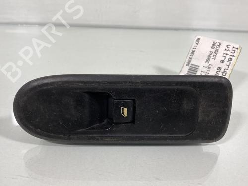 Used Right front window switch PEUGEOT 308 I (4A_, 4C_) 1.6 HDi (90 hp) 19985844