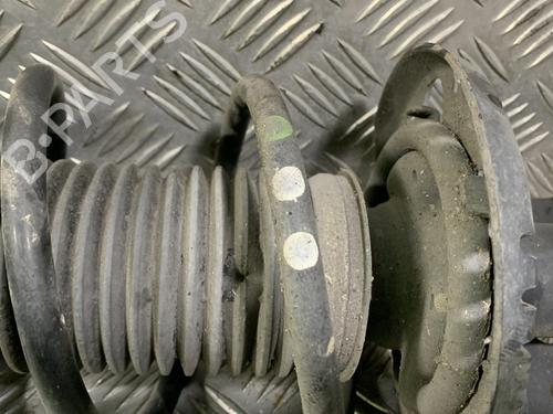 Used Right front shock absorber Right front shock absorber VW UP! (121, 122, BL1, BL2, BL3, 123) 1.0 (60 hp) 19963949 19963949