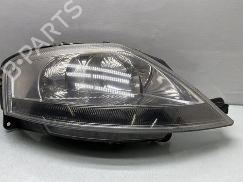 Used Right headlight CITROËN C3 I (FC_, FN_) 1.4 HDi (68 hp) 32230543