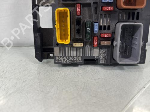 Used Fuse box Fuse box CITROËN C4 I (LC_) 1.6 HDi (90 hp) 34449917 34449917