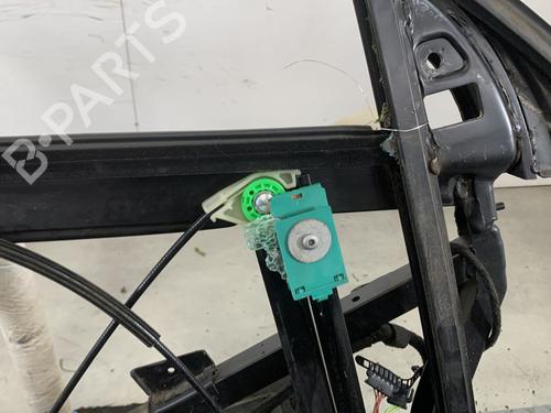 Used Front right window mechanism Front right window mechanism AUDI A6 C5 (4B2, 4B4) 1.9 TDI (130 hp) 33175029 33175029