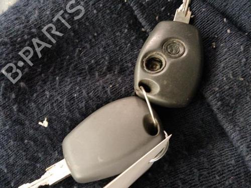 Washer pump DACIA DUSTER (HS_) 1.5 dCi | BP27721733E24  - Image 17