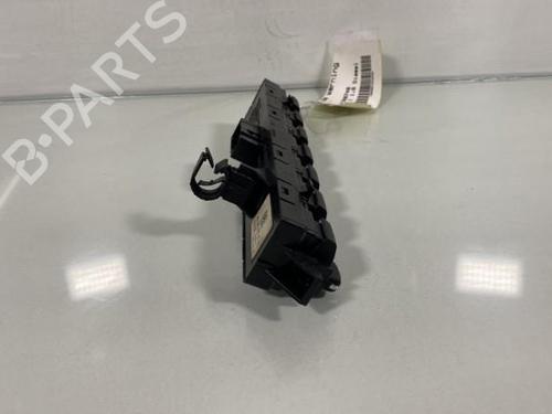 Used Warning switch Warning switch PEUGEOT 3008 I MPV (0U_) 1.6 HDi (114 hp) 21958601 21958601