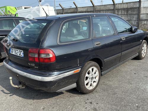 Left front indicator VOLVO V40 Estate (645) 1.9 DI | BP30543054C32 