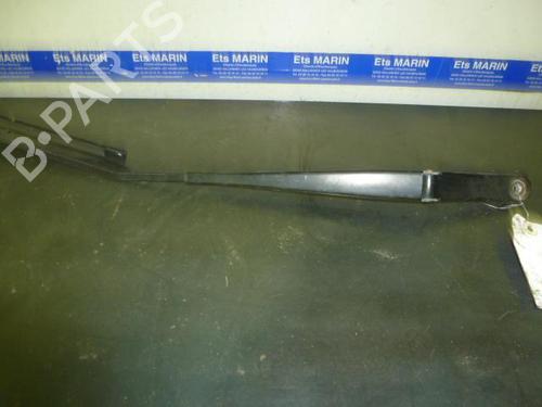 Used Front windshield wiper arm VW JETTA III (1K2) 1.9 TDI (105 hp) 20020977