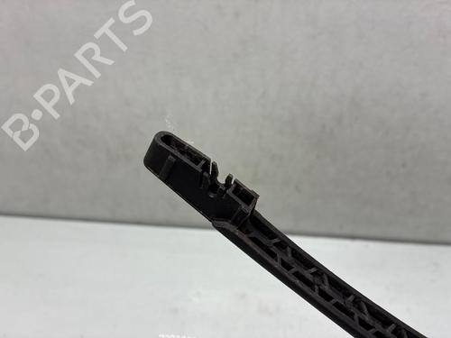 Used Rear windshield wiper arm Rear windshield wiper arm PEUGEOT 206+ (2L_, 2M_) 1.1 (60 hp) 35955744 35955744