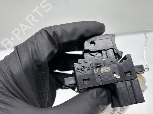 Right front window switch NISSAN QASHQAI I (J10, NJ10) 1.5 dCi | BP31354429I26