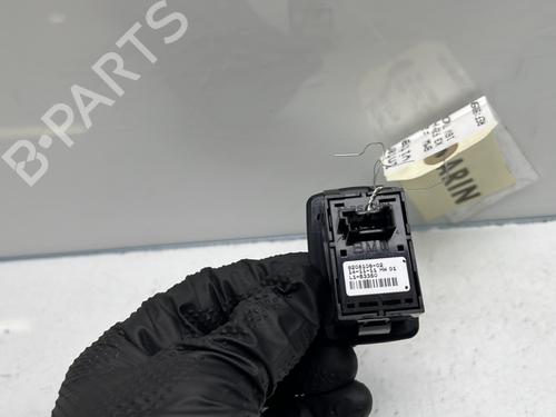 Used Right front window switch Right front window switch BMW X3 (F25) xDrive 20 d (184 hp) 23769338 23769338
