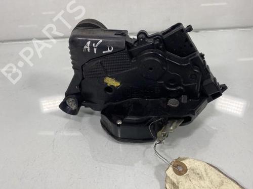 Used Front right lock TOYOTA YARIS (_P9_) 1.4 D-4D (NLP90_, NLP90R) (90 hp) 19983993
