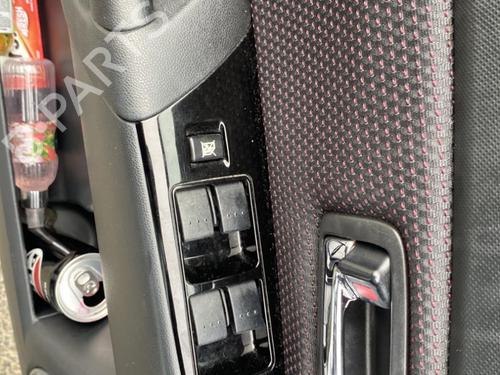 Warning switch MAZDA 3 (BK) 1.6 MZ-CD | BP24513784I22  - Image 11