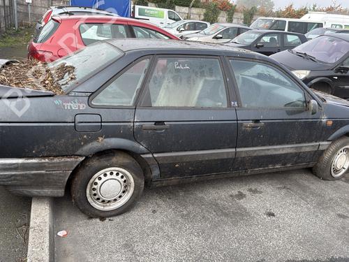 Venstre baklys, luke VW PASSAT B3/B4 (3A2, 35I) 1.6 TD | BP29759511C79 
