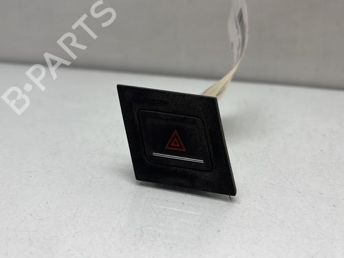 warning-switch-vw-touran-5t1-2015-30297037 main image