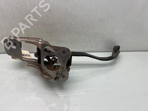 Used Clutch pedal Clutch pedal 37225700 37225700