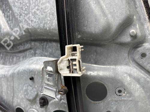 Used Front right window mechanism Front right window mechanism VW PASSAT B5.5 Variant (3B6) 1.9 TDI (130 hp) 29507552 29507552