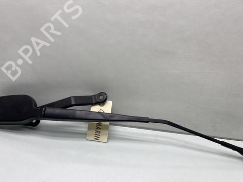 Used Front windshield wiper arm MERCEDES-BENZ B-CLASS Sports Tourer (W247) B 180 (247.084) (136 hp) 26212493