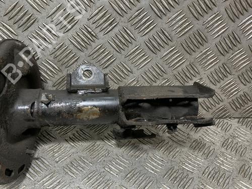 Used Right front shock absorber Right front shock absorber TOYOTA AURIS (_E15_) 2.0 D-4D (ADE150_, ADE150R) (126 hp) 32125766 32125766