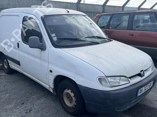 Front left lock PEUGEOT PARTNER Box Body/MPV (5_, G_) 1.8 D | BP19976305C98 