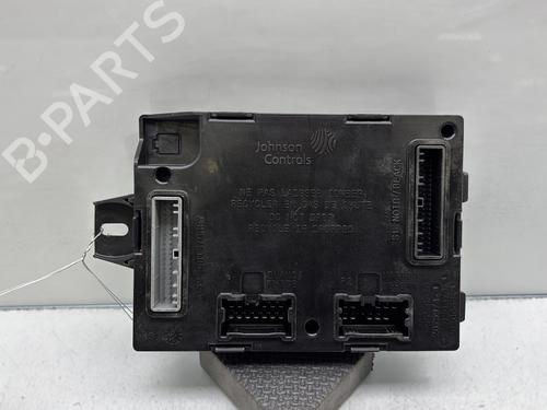 Used Fuse box RENAULT CAPTUR I (J5_, H5_) 1.5 dCi 90 (J5N4, J5M5, J5MW, J5M6, J5AL, J5AJ) (90 hp) 30297060