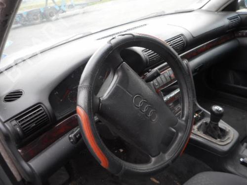 Grille AUDI A4 B5 (8D2) 1.9 TDI | BP28620397C40 
