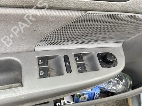 Left tailgate light VW JETTA III (1K2) 1.9 TDI | BP33711172C79 - Image 11
