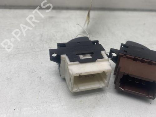 Used Left front window switch Left front window switch RENAULT ESPACE III (JE0_) 2.2 dCi (JE0K) (130 hp) 19989633 19989633