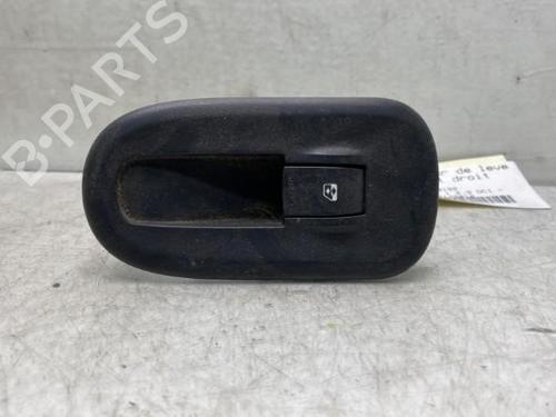 Mando elevalunas delantera derecho RENAULT MASTER III Van (FV) 2.3 dCi 125 FWD (FV0C, FV0D, FV0G, FV0H, FV0J, FV0K) | BP19960784I26 
