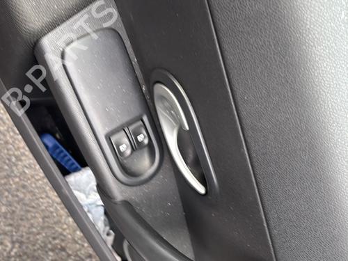 Switch RENAULT CLIO III (BR0/1, CR0/1) 1.5 dCi (BR17, CR17) | BP32682441I30  - Image 16