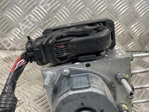 Used ABS pump ABS pump RENAULT CAPTUR I (J5_, H5_) 1.5 dCi 90 (J5N4, J5M5, J5MW, J5M6, J5AL, J5AJ) (90 hp) 20007874 20007874